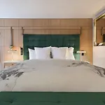 Szálloda Schweizerhof - A Small Luxury 4*