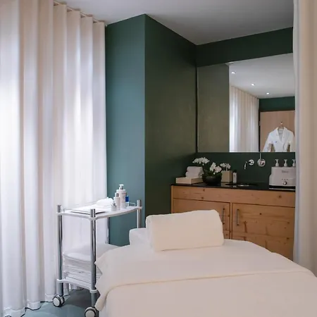 Hotel Schweizerhof - A Small Luxury