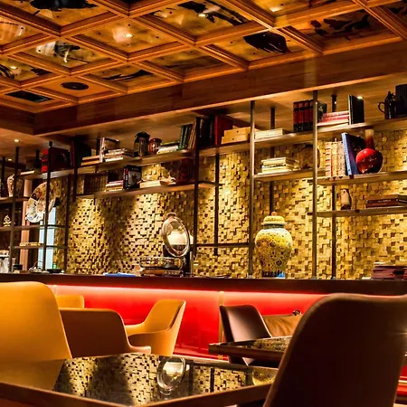 Schweizerhof - A Small Luxury 4*