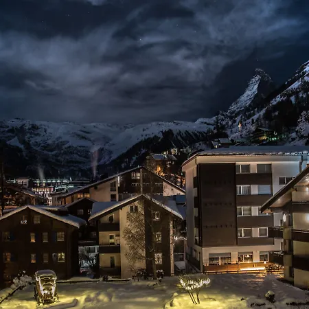 Hotel Schweizerhof - A Small Luxury Zermatt