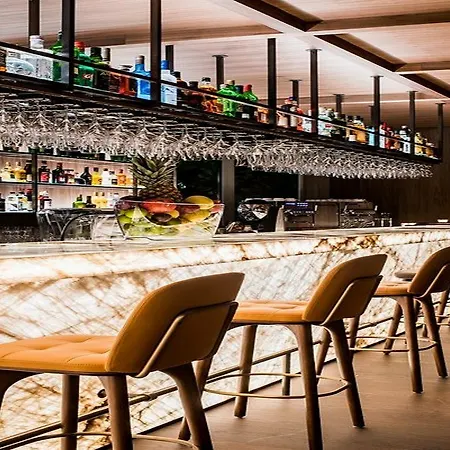 酒店 Schweizerhof - A Small Luxury
