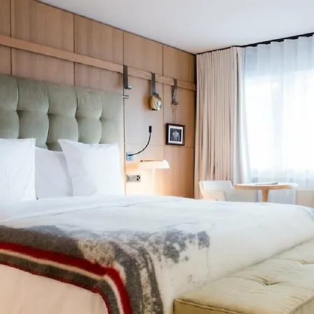 酒店 Schweizerhof - A Small Luxury 4*