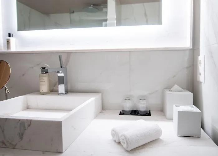 Schweizerhof - A Small Luxury 4*