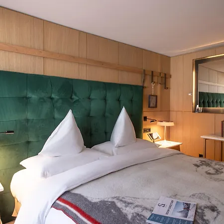 Schweizerhof - A Small Luxury Hotel 4*