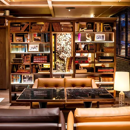 Schweizerhof - A Small Luxury فندق 4*