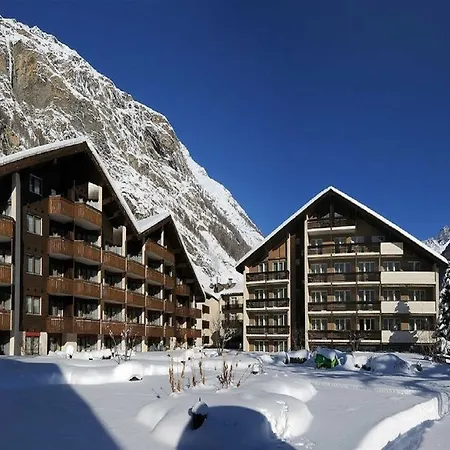 Schweizerhof - A Small Luxury 采尔马特